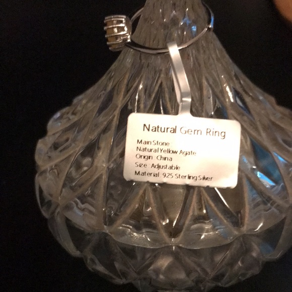 925 Sterling Silver Natural Yellow Agate Ring. - Picture 2 of 3